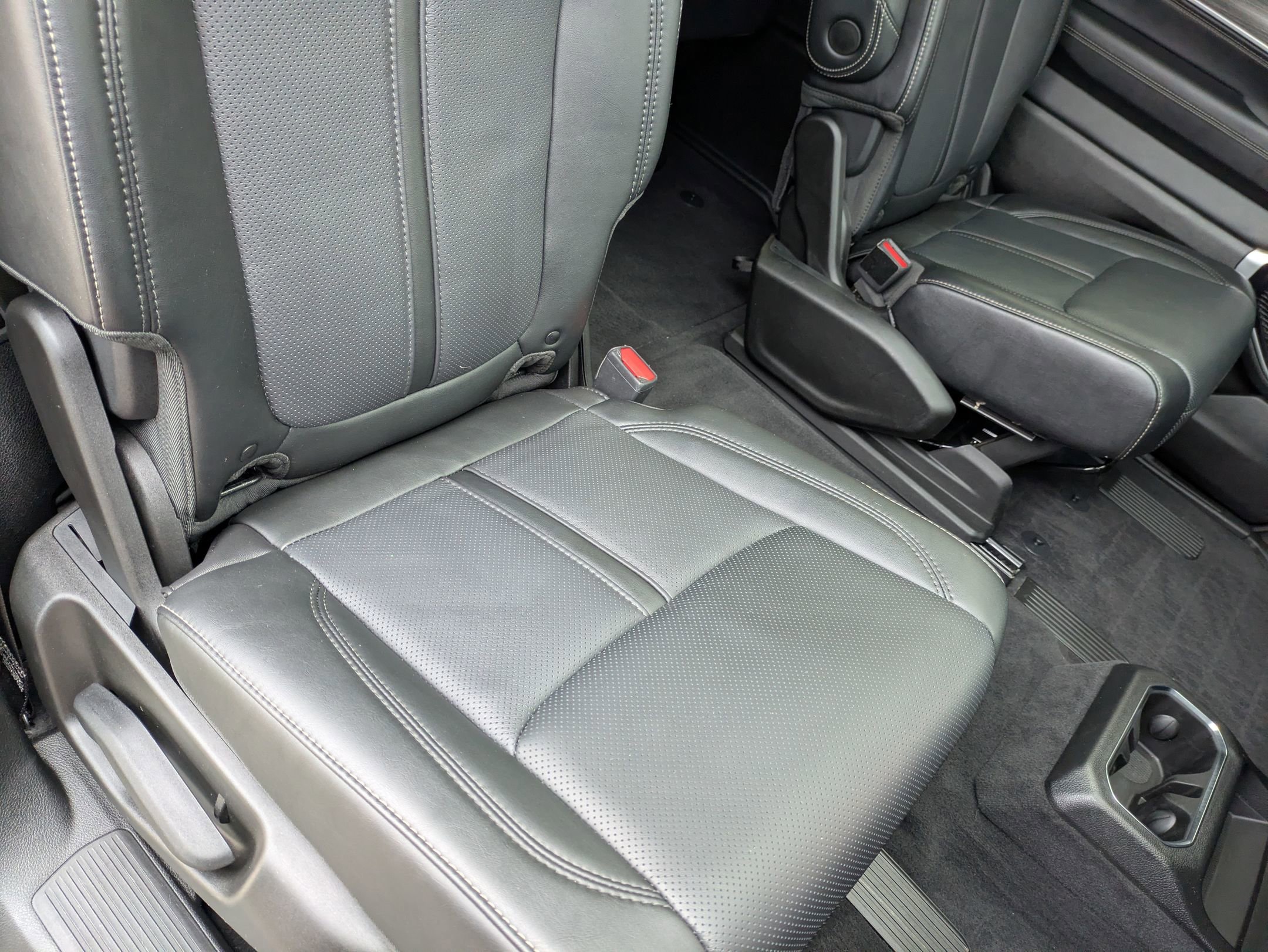 Used 2024 Jeep Wagoneer Series III w/ Premium Group I image 36