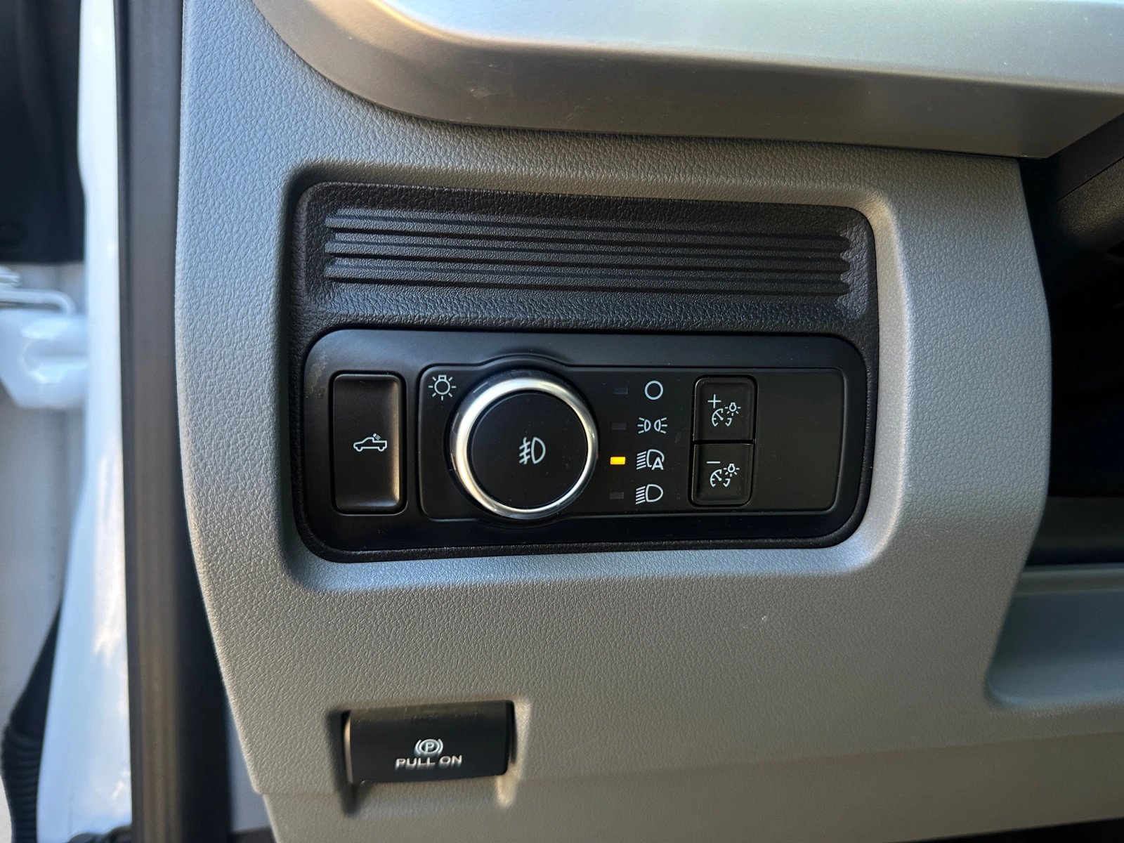 Certified 2025 Ford F250 XL w/ STX Appearance Package AWD/4WD image 22
