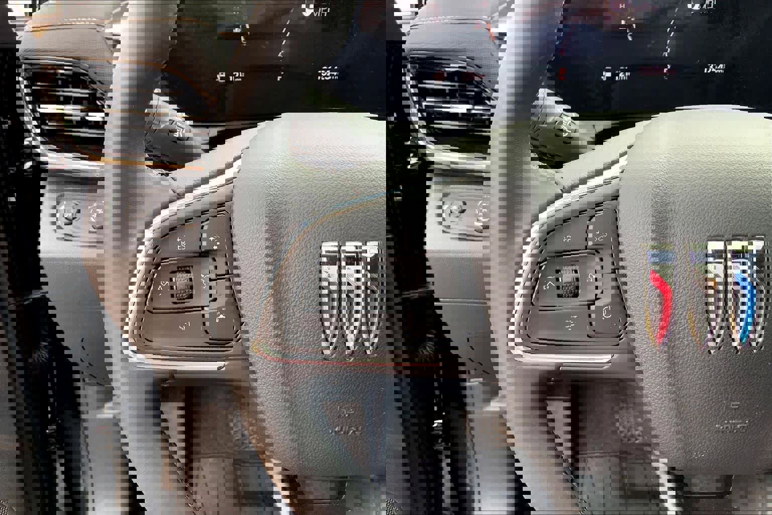 Used 2025 Buick Envista Avenir image 24