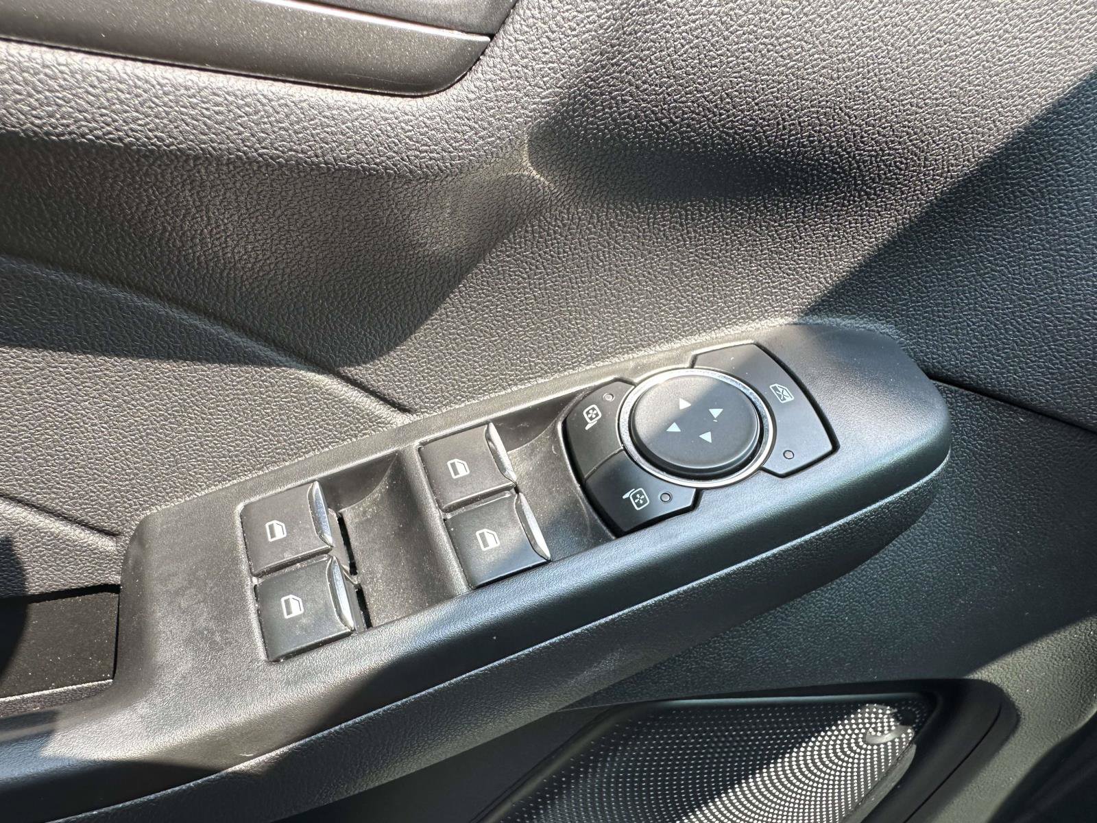 Certified 2023 Ford Escape Active AWD/4WD image 34