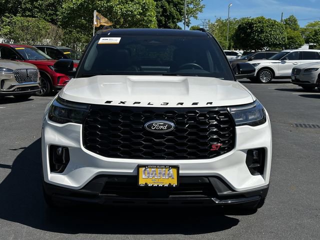 Certified 2025 Ford Explorer ST AWD/4WD image 2