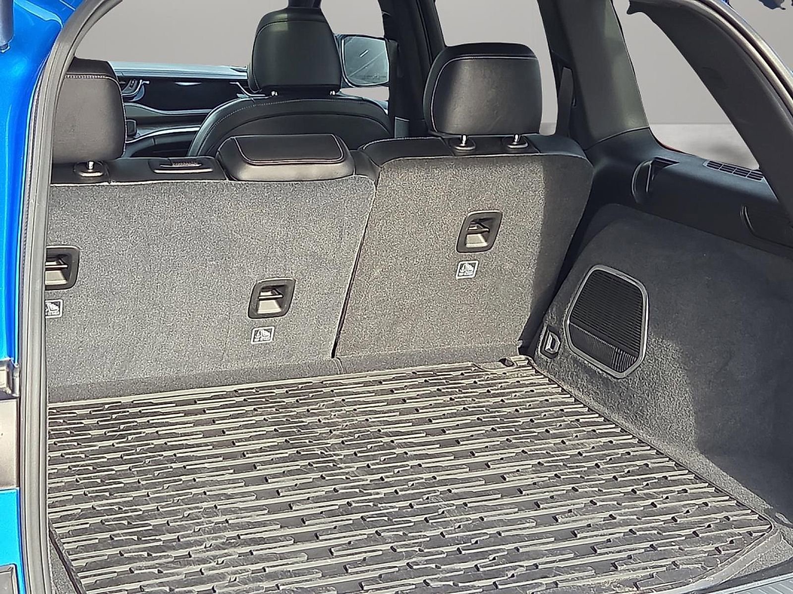 Used 2022 Jeep Grand Cherokee Overland image 8