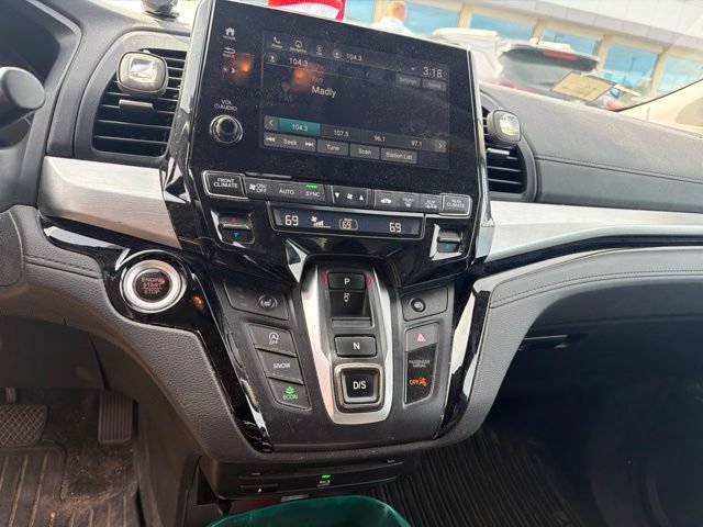 Used 2021 Honda Odyssey Touring image 12
