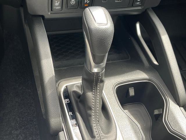 Used 2024 Nissan Frontier SV w/ SV Convenience Package image 14