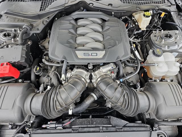 Certified 2025 Ford Mustang GT RWD image 32