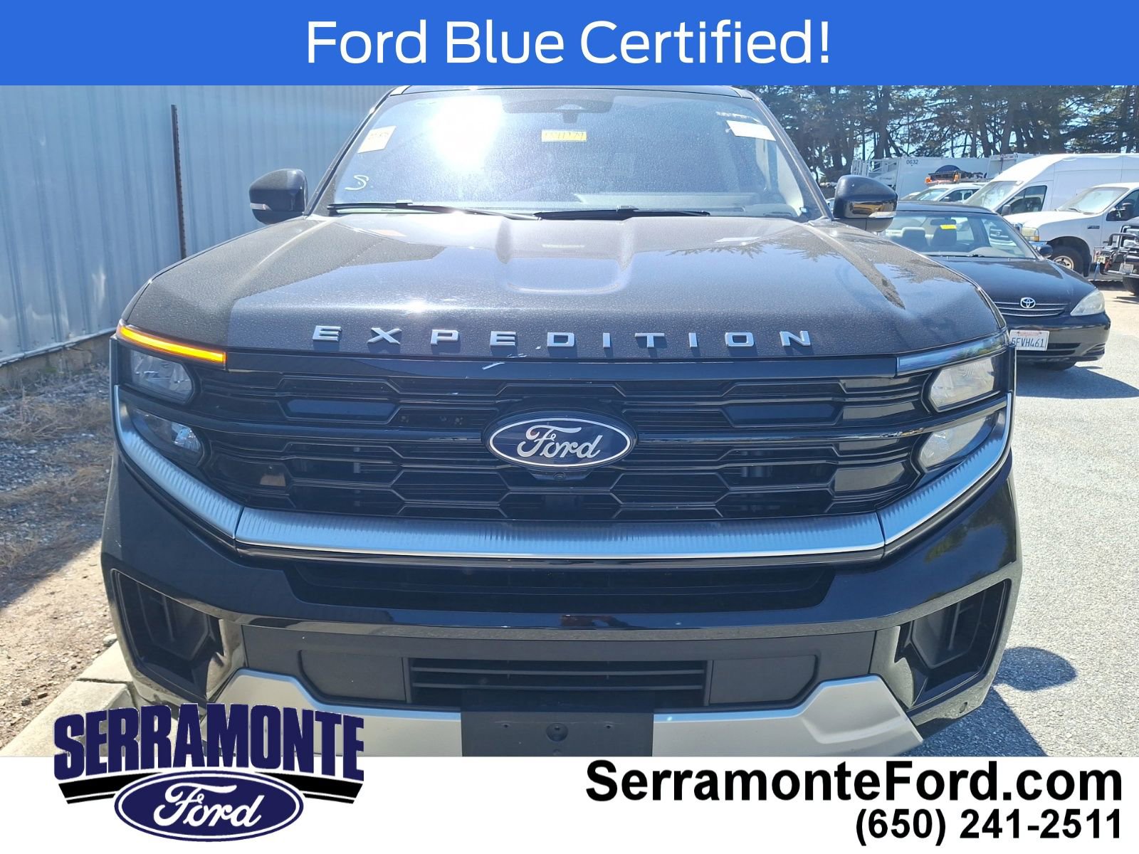 Certified 2025 Ford Expedition Max Platinum AWD/4WD image 2