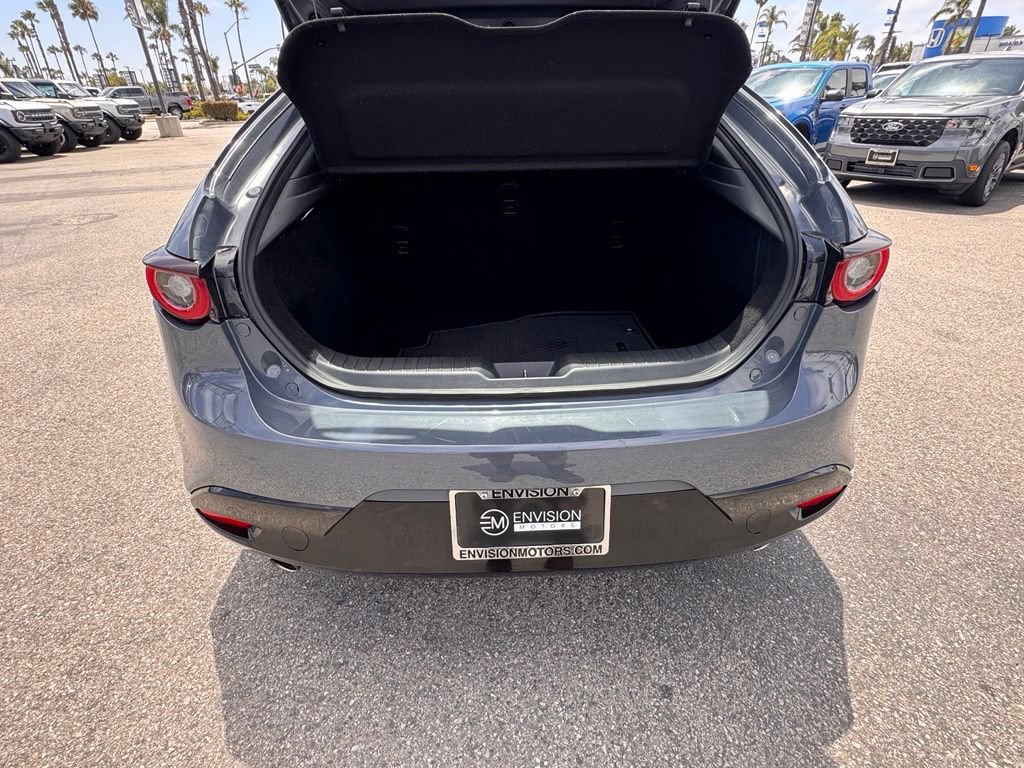 Used 2023 MAZDA MAZDA3 s FWD image 13