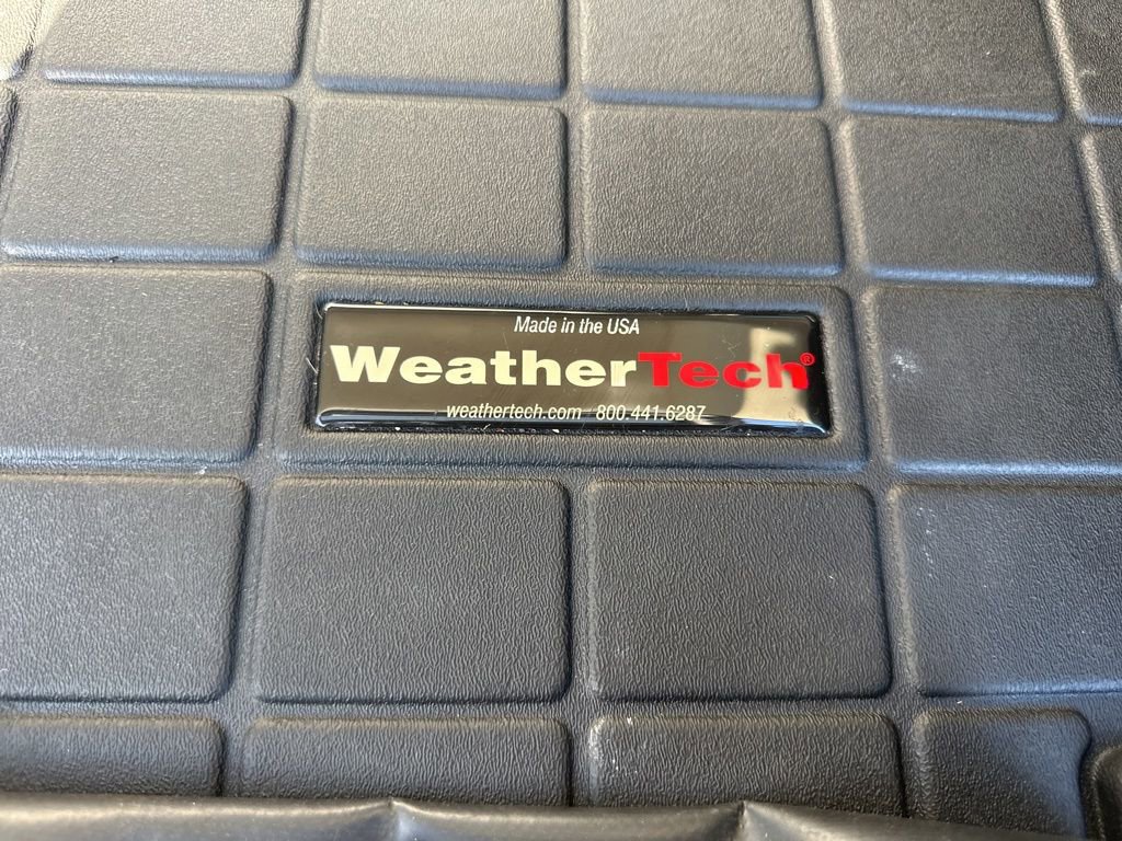 Used 2017 Cadillac XT5 Premium Luxury w/ LPO, Wheel Lock Package image 12