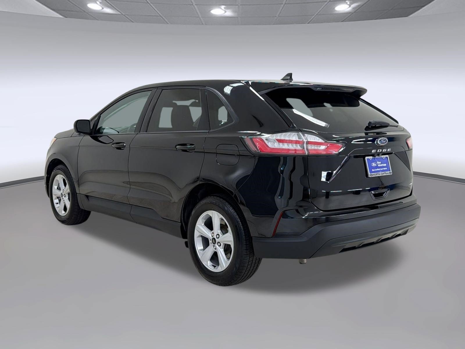 Certified 2024 Ford Edge SE AWD/4WD image 3