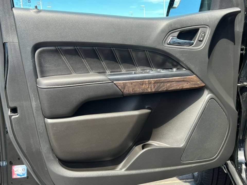 Used 2022 GMC Canyon Denali AWD/4WD image 15