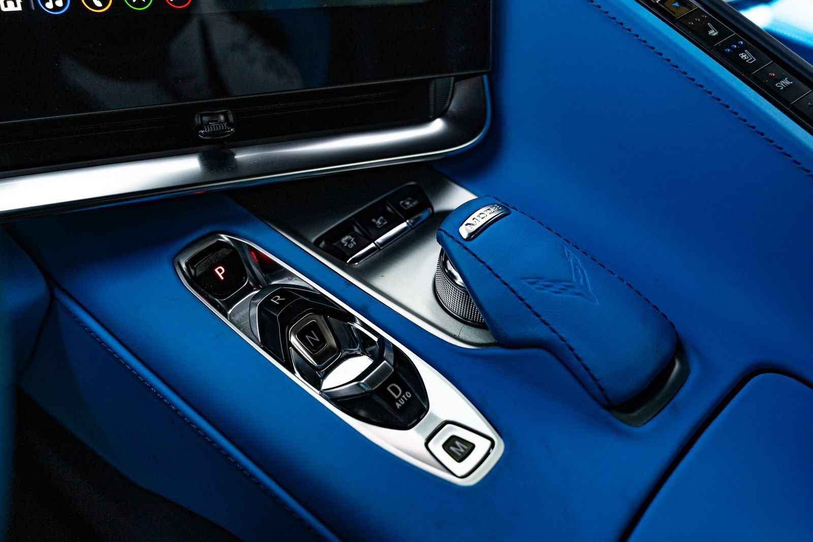 Used 2022 Chevrolet Corvette Stingray Premium Cpe w/ Z51 Performance Package RWD image 35