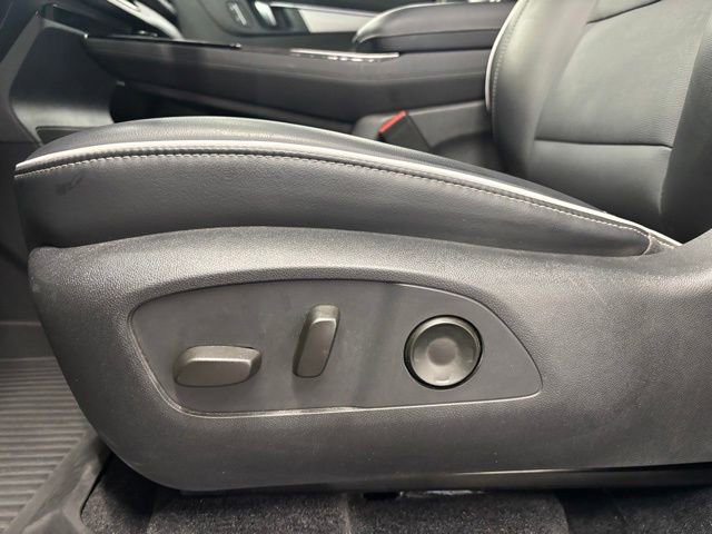 Used 2025 Buick Enclave Preferred w/ Power Package AWD/4WD image 7