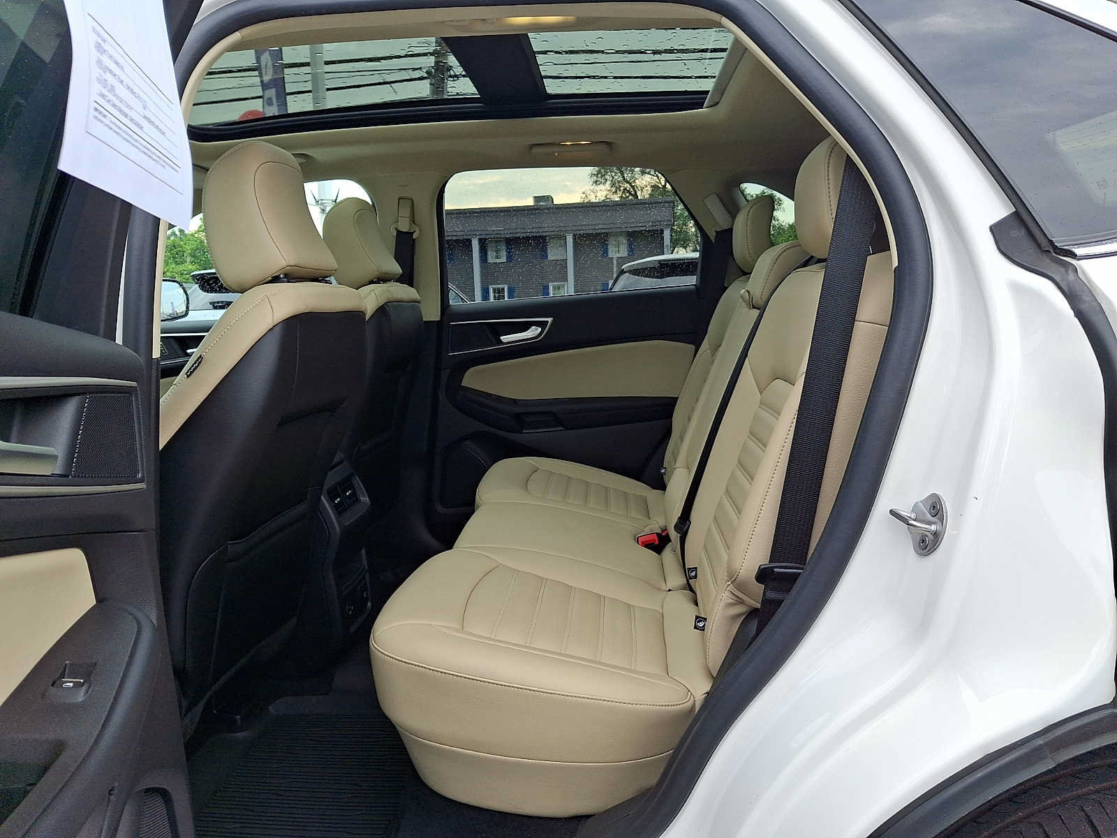 Certified 2021 Ford Edge SEL w/ Convenience Package AWD/4WD image 12