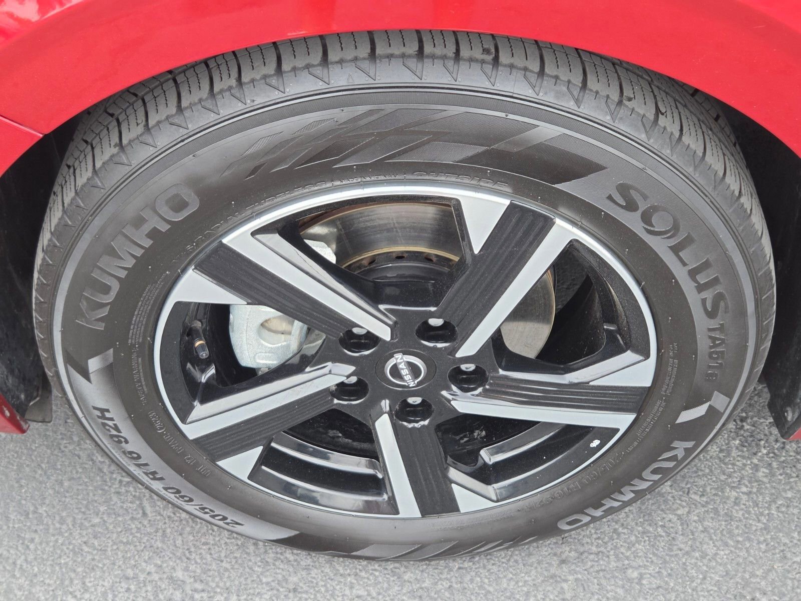 Used 2024 Nissan Sentra SV image 9