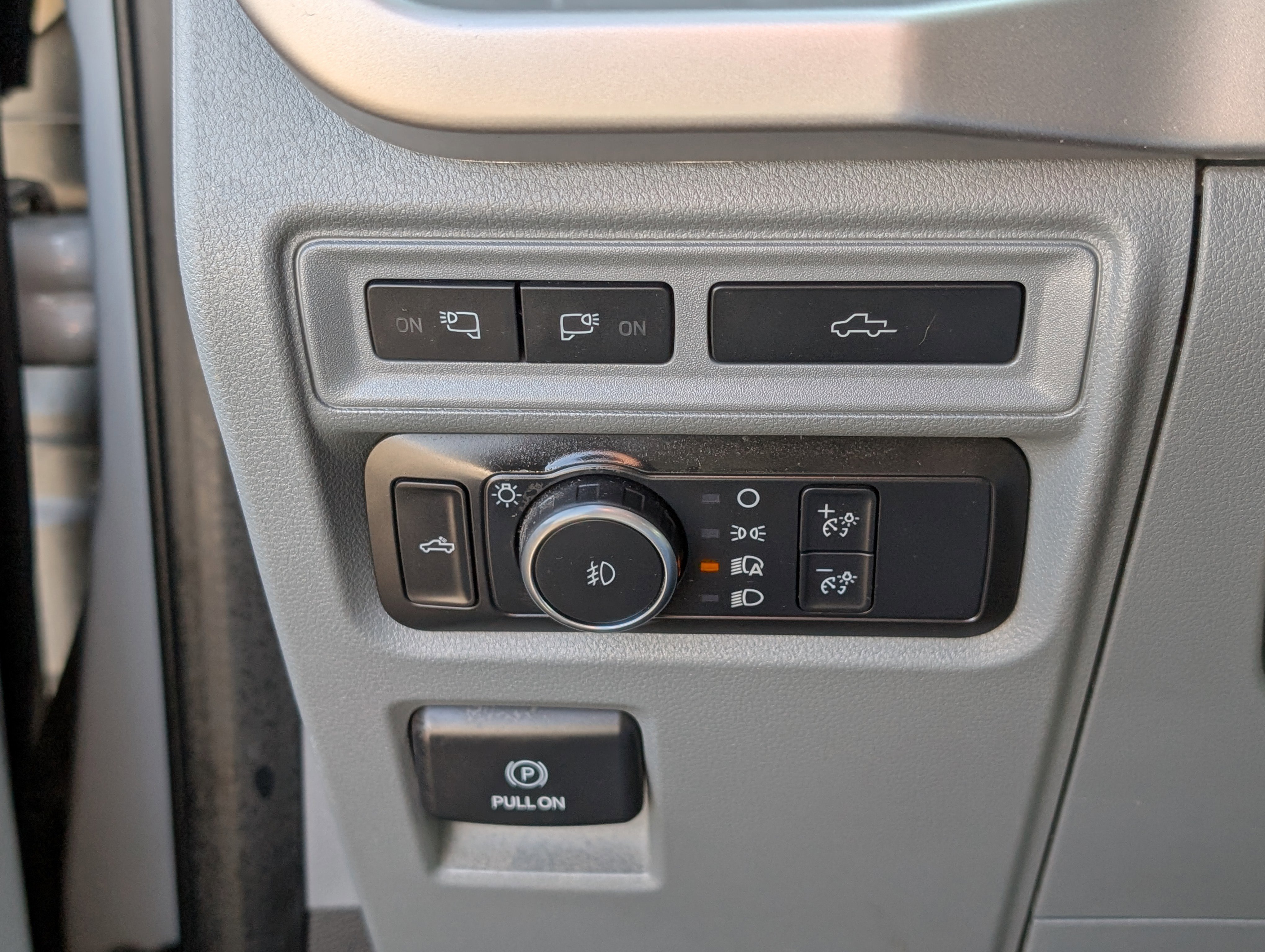 Certified 2021 Ford F150 XLT w/ Equipment Group 302A High image 19