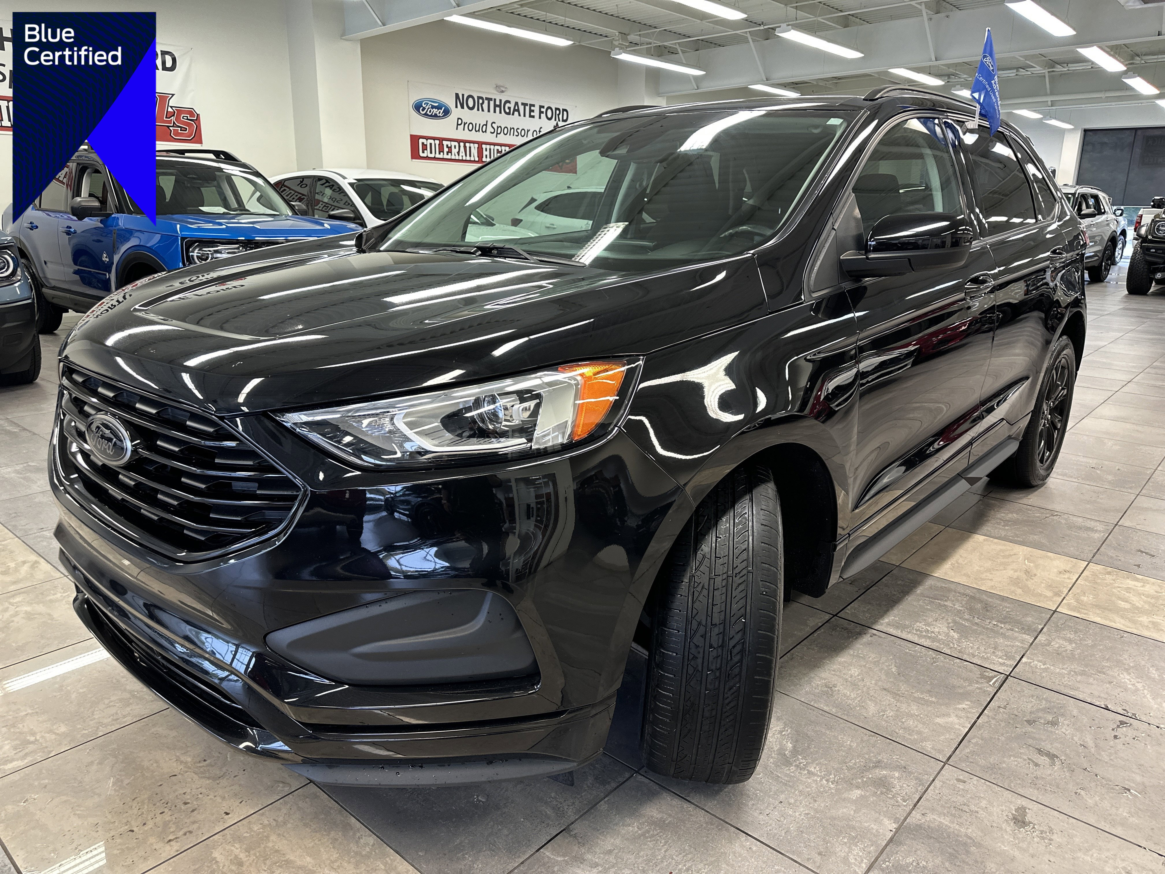Certified 2022 Ford Edge SE w/ Black Appearance Package