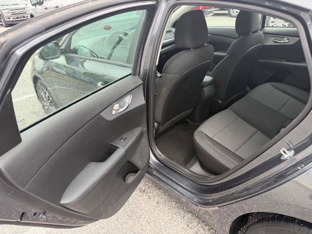Used 2023 Kia Forte LXS w/ LXS Technology Package FWD image 11