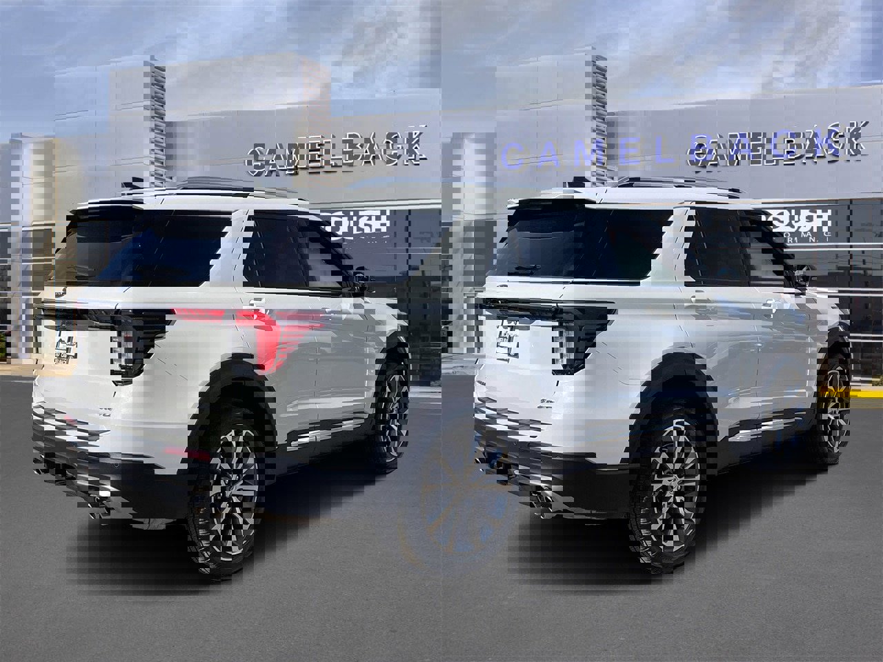 Certified 2025 Ford Explorer Platinum w/ Ultimate Package image 5