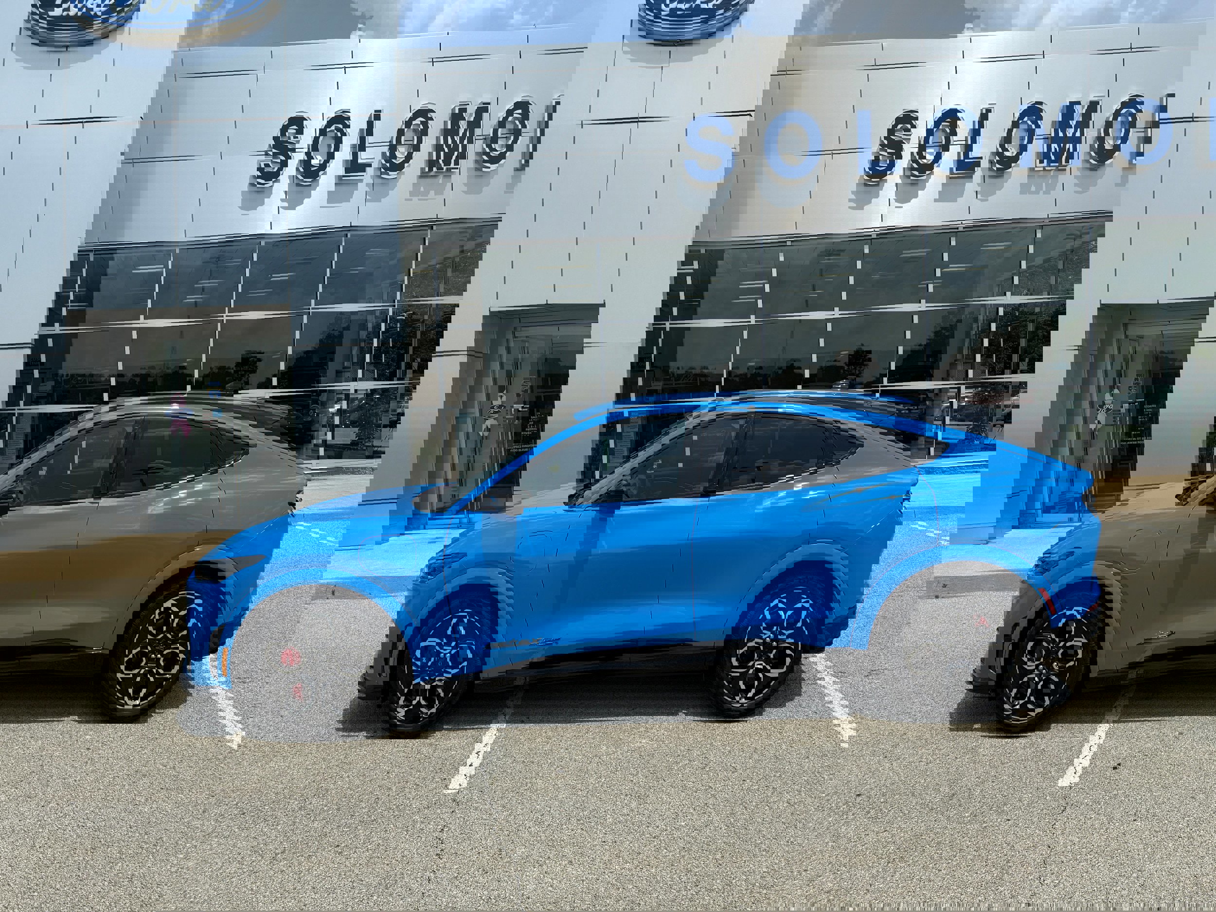 Certified 2024 Ford Mustang Mach-E GT image 6