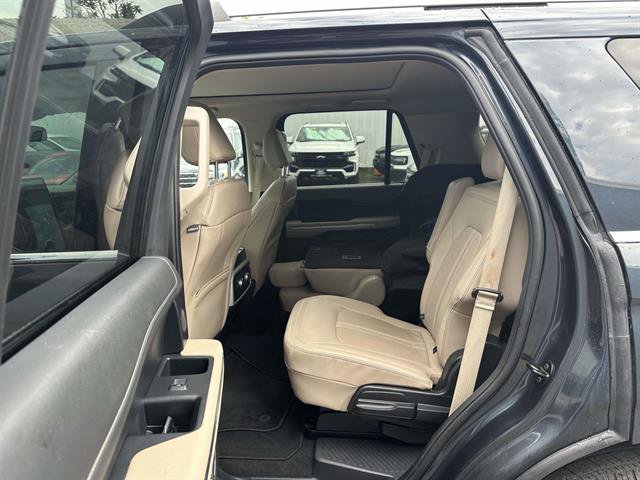 Certified 2023 Ford Expedition Limited AWD/4WD image 10