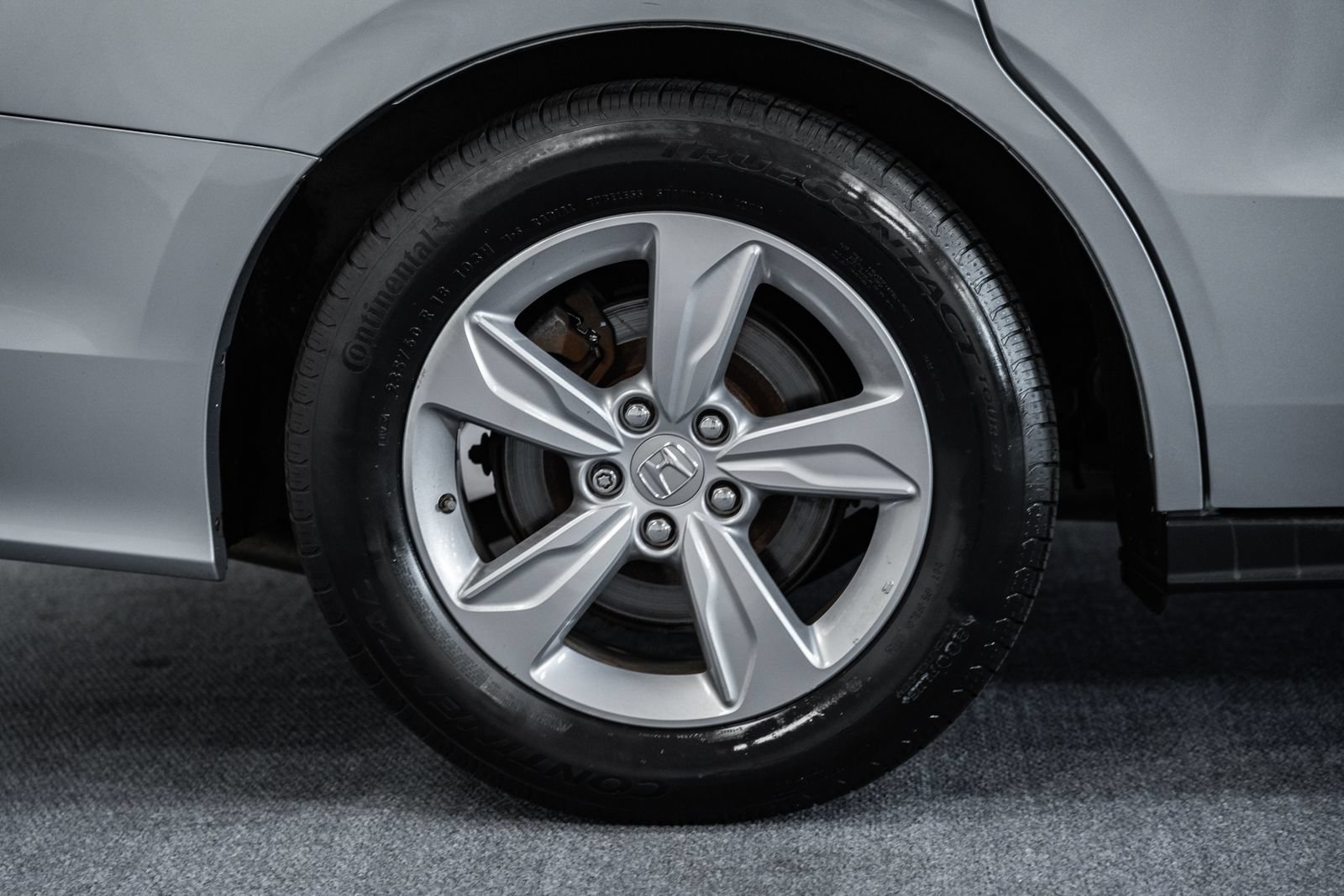 Used 2019 Honda Odyssey EX-L image 17