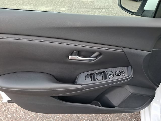 Used 2020 Nissan Sentra SV FWD image 12