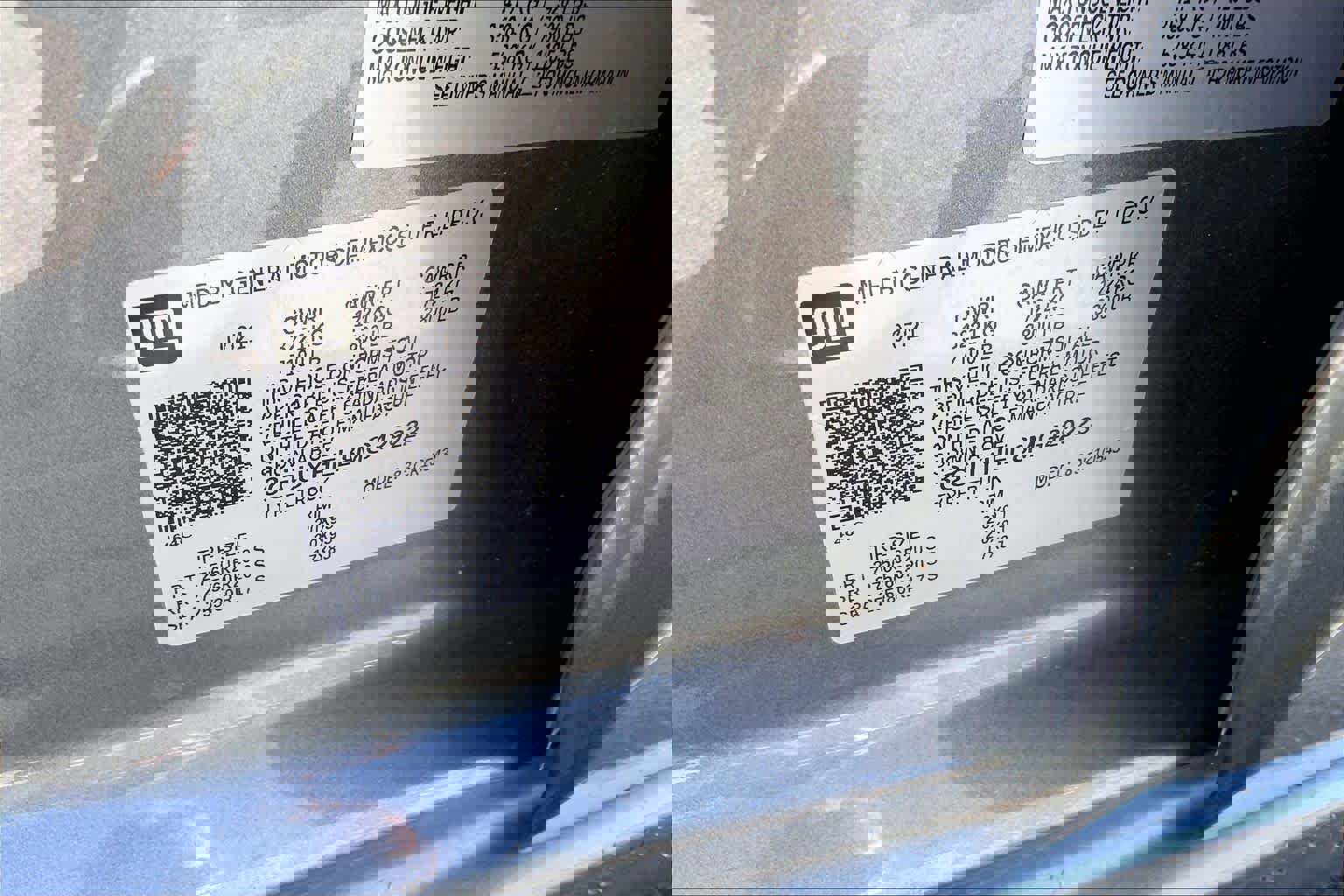 Used 2021 Chevrolet Silverado 1500 High Country w/ LPO, Dark Essentials Package image 34