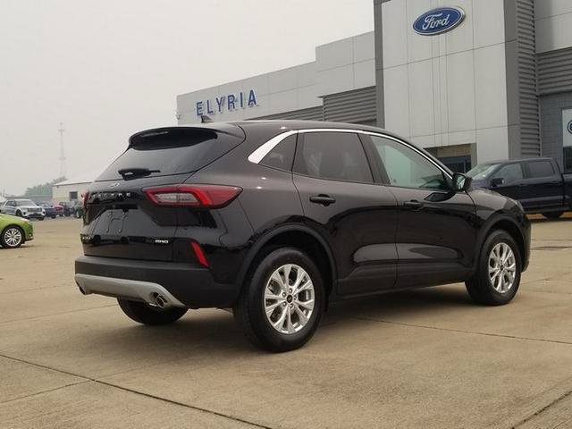 Certified 2024 Ford Escape Active AWD/4WD image 2