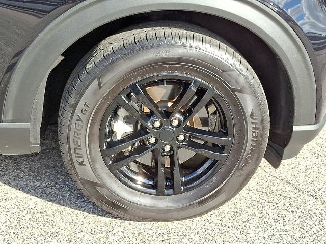 Certified 2024 Ford Explorer XLT w/ Equipment Group 202A image 8