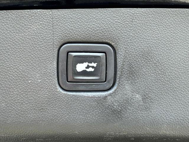 Used 2021 Chevrolet Blazer RS w/ Enhanced Convenience Package AWD/4WD image 14