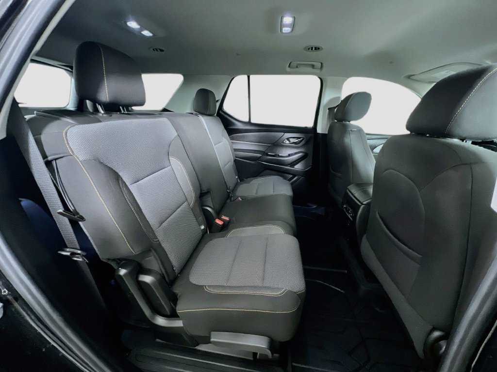 Used 2021 Chevrolet Traverse LT AWD/4WD image 39