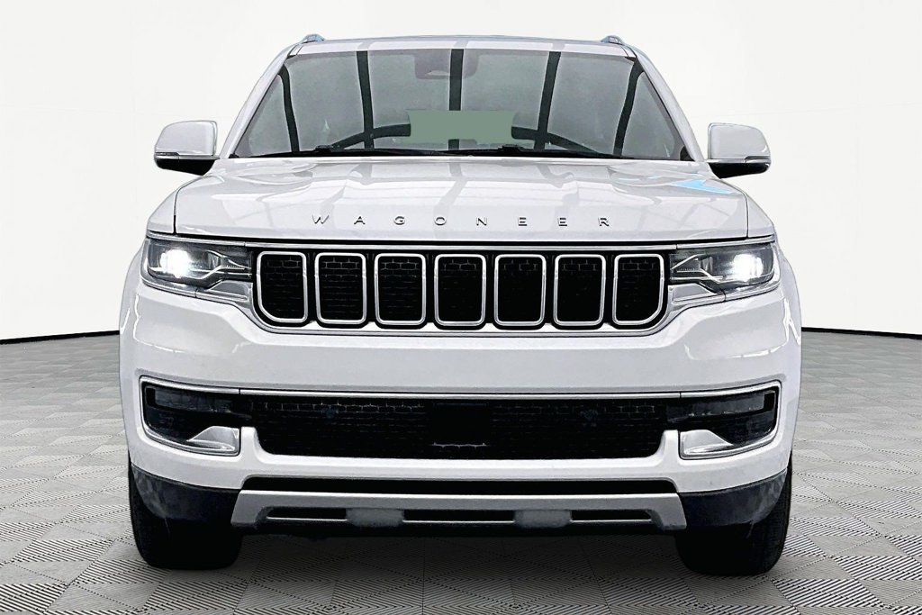 Used 2022 Jeep Wagoneer Series II AWD/4WD image 3