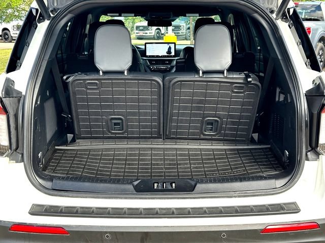 Certified 2025 Ford Explorer ST w/ Sun And Sound Package AWD/4WD image 8