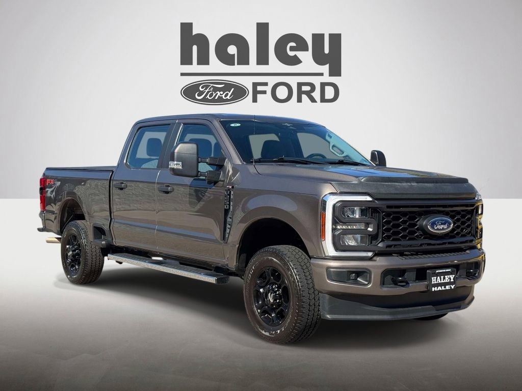 Certified 2023 Ford F250 XL w/ STX Appearance Package image 5