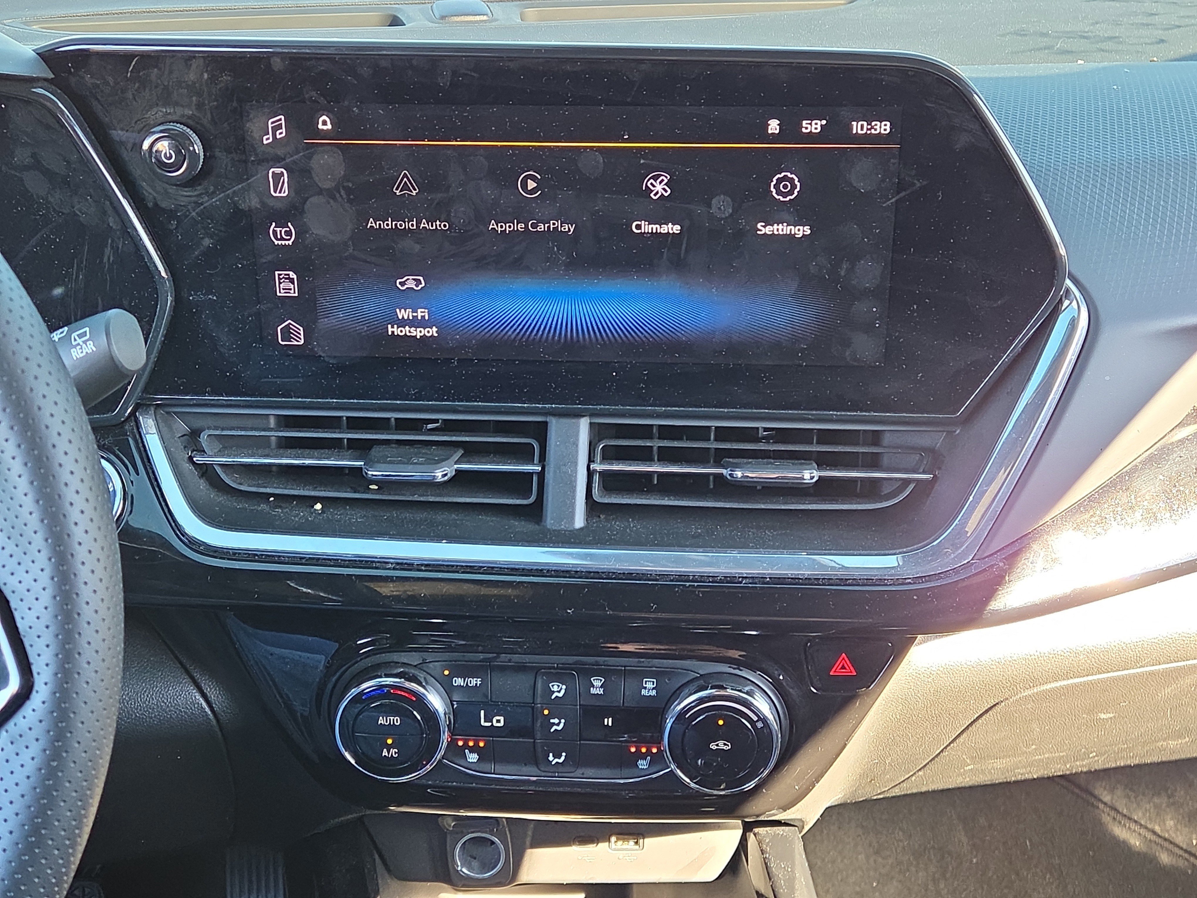 Used 2024 Chevrolet Trax RS w/ Driver Confidence Package FWD image 24