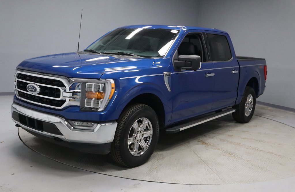 Certified 2023 Ford F150 XLT w/ Equipment Group 302A High image 9