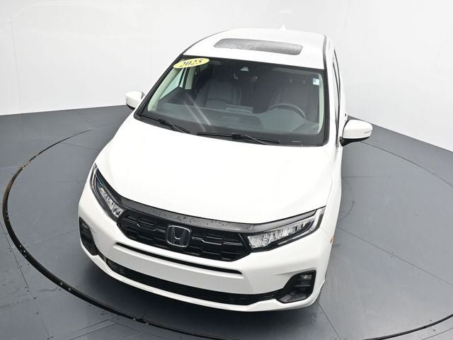 Used 2025 Honda Odyssey Touring image 19