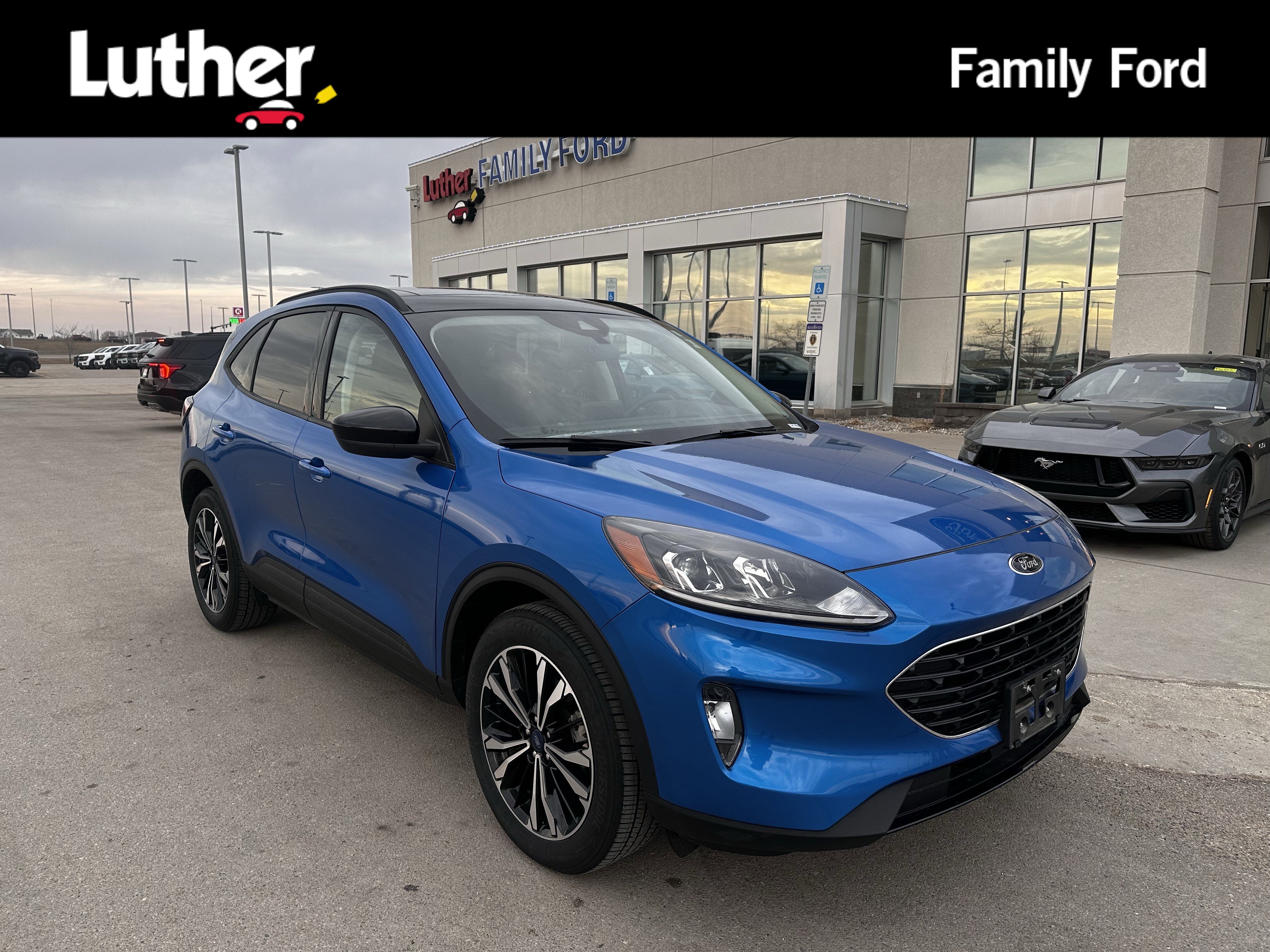 Certified 2021 Ford Escape SEL w/ SEL Stealth AWD Package image 1