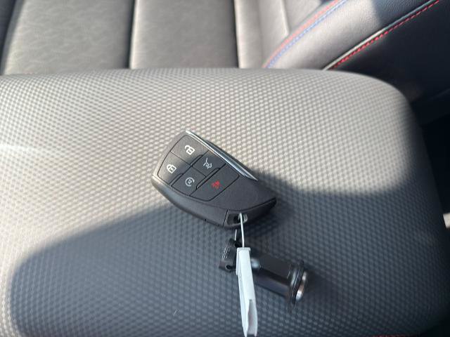Used 2026 Chevrolet Equinox RS w/ LPO, Floor Liner Package AWD/4WD image 26