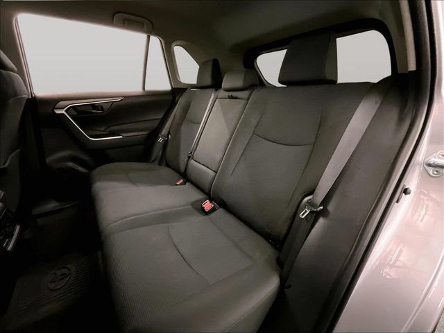 Used 2025 Toyota RAV4 LE AWD/4WD image 25