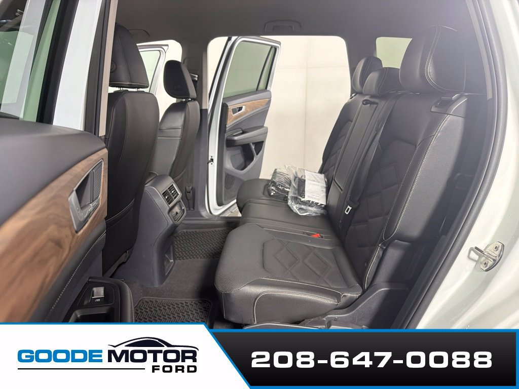 Used 2025 Volkswagen Atlas SE AWD/4WD image 19