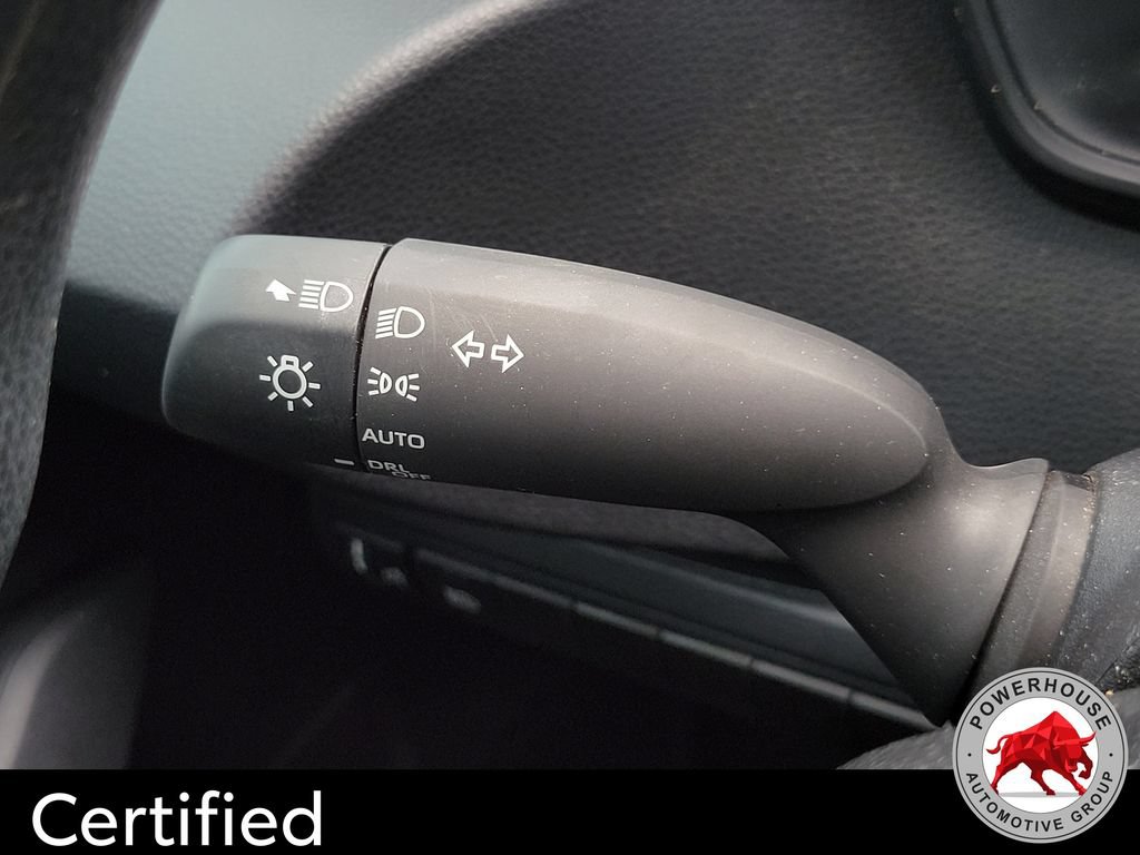 Used 2025 Toyota Corolla LE FWD image 29