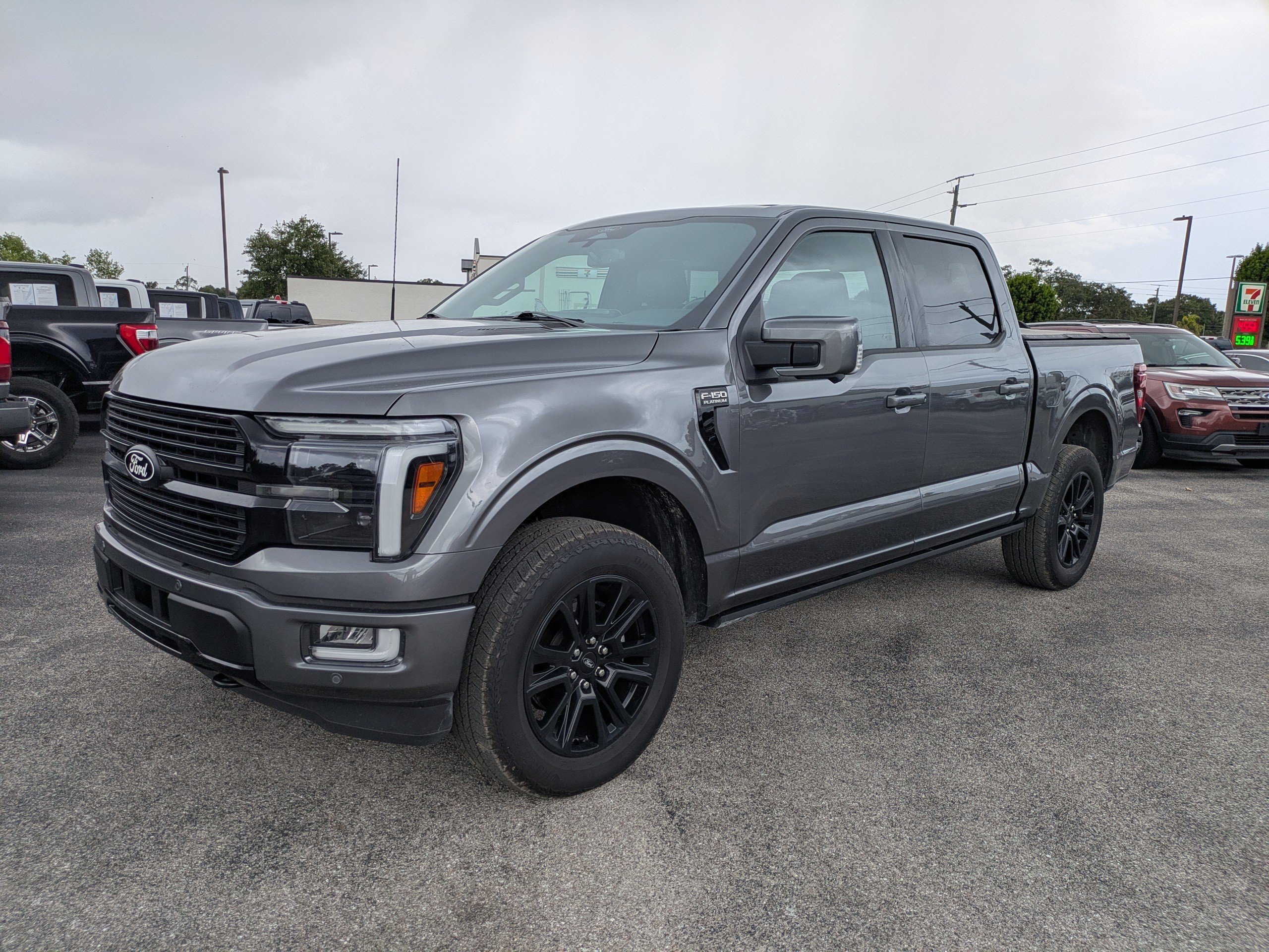 Certified 2025 Ford F150 Platinum AWD/4WD image 8