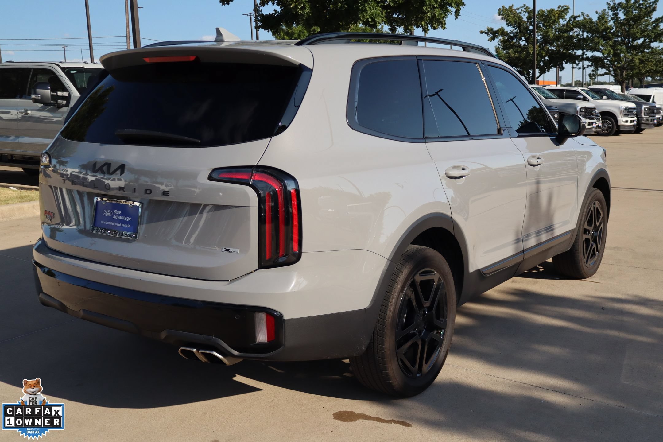 Used 2025 Kia Telluride EX X-Line AWD/4WD image 3