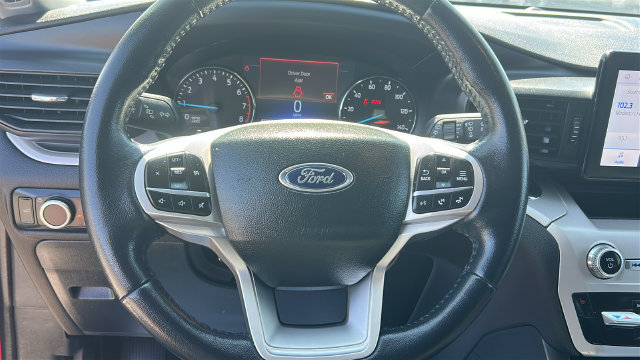 Certified 2023 Ford Explorer XLT RWD image 21
