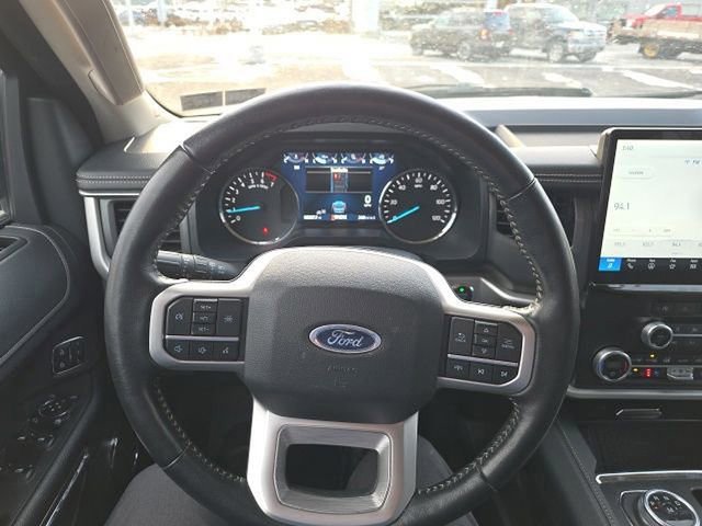 Certified 2024 Ford Expedition XLT image 21