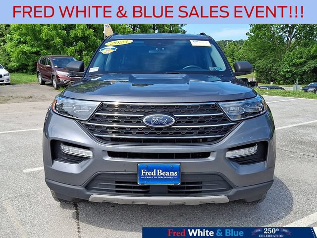 Certified 2023 Ford Explorer XLT w/ Equipment Group 202A AWD/4WD image 3