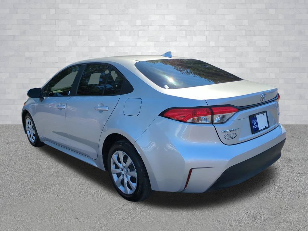 Used 2023 Toyota Corolla LE FWD image 7