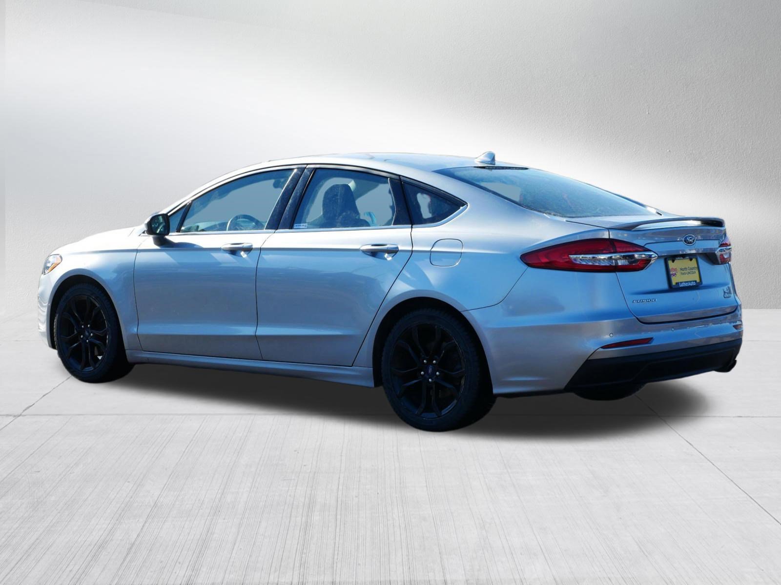 Certified 2020 Ford Fusion SE w/ Equipment Group 151A image 3