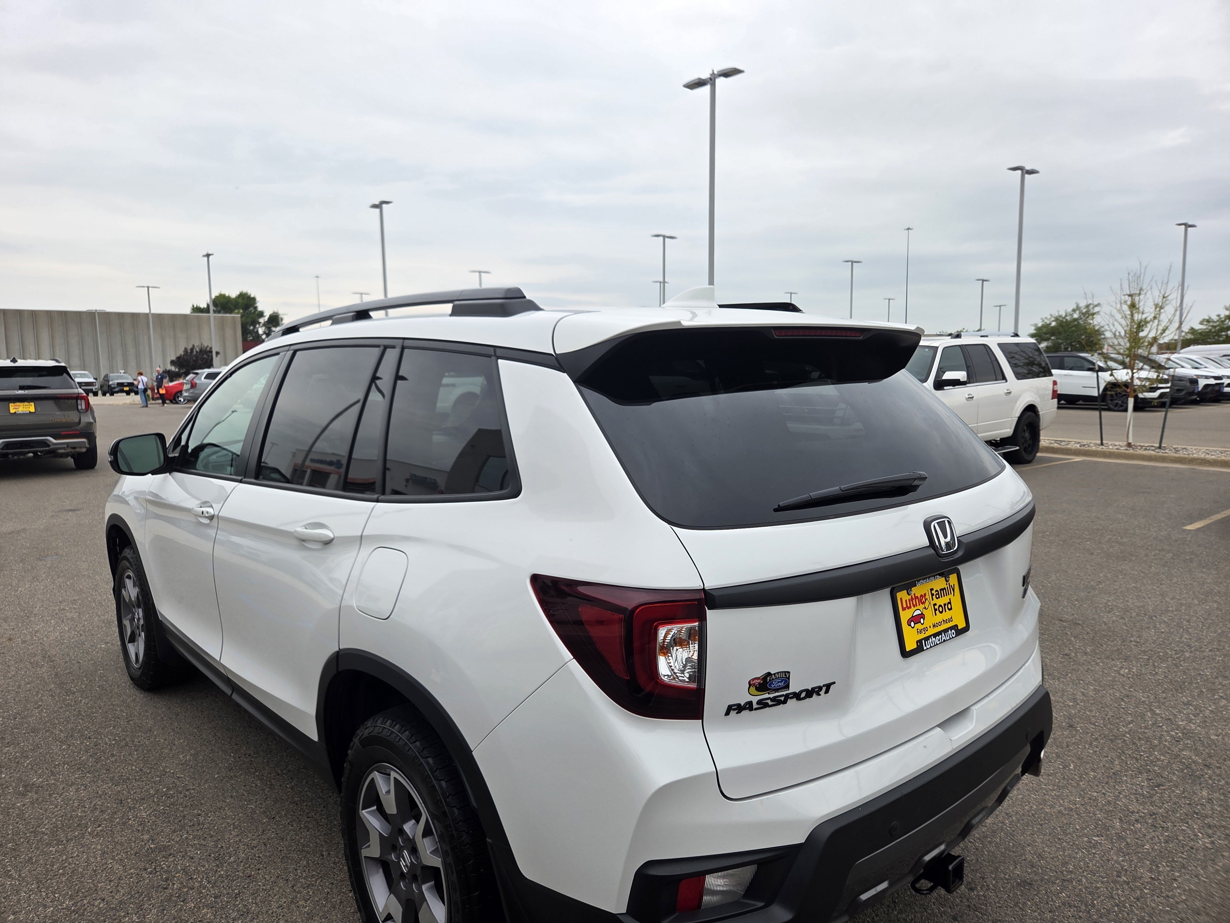 Used 2022 Honda Passport TrailSport image 5
